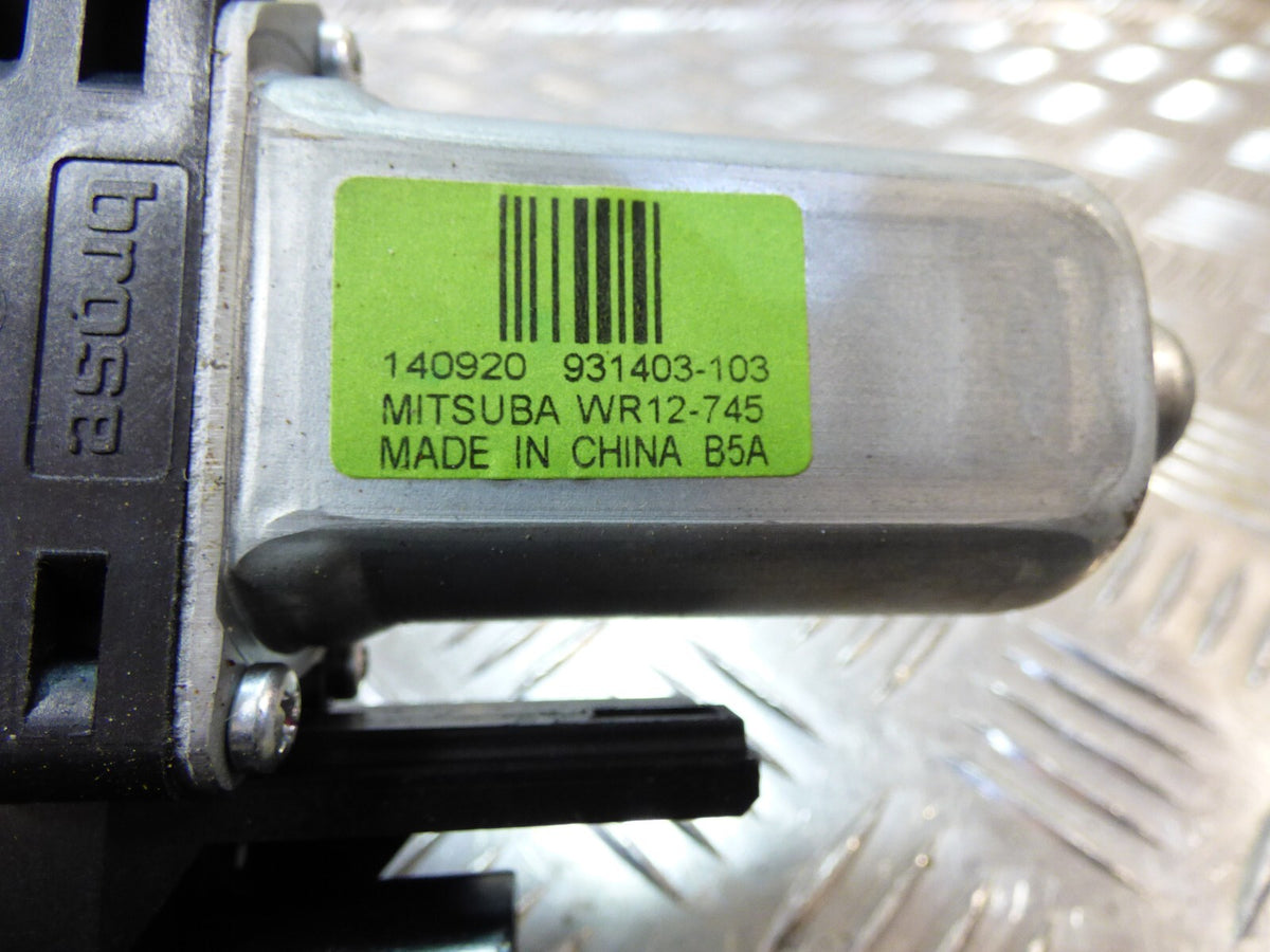 Jeep KL 2015 Fensterhebermotor hinten rechts Motor Scheibe 931403-103 ORIGINAL gebraucht - Cherokee – Produktansicht 3