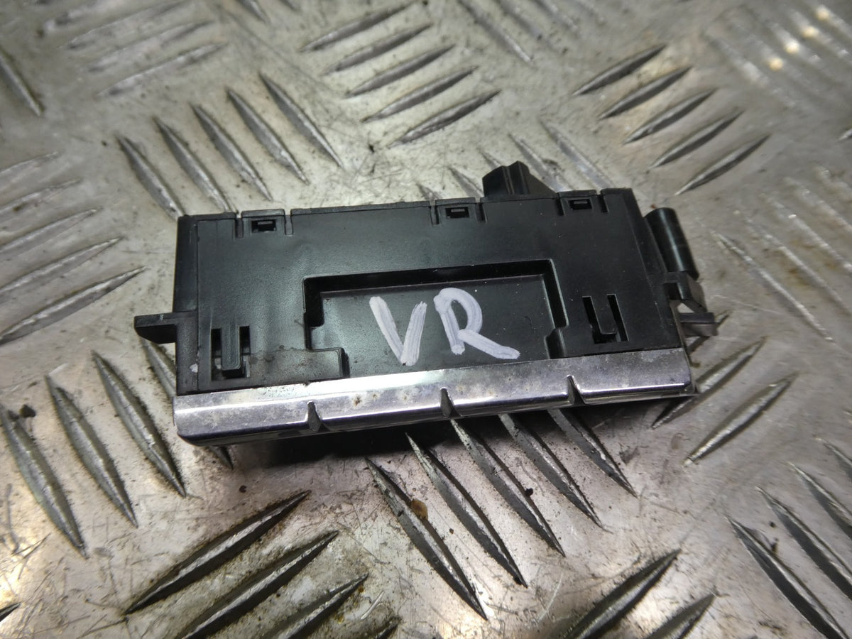 Porsche Panamera 970 Memory schalter Sitzverstellung Vorne Rechts ORIGINAL gebraucht - 97061310650 – Produktansicht 2