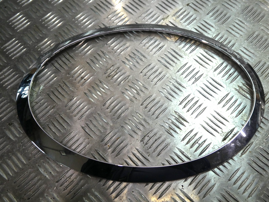 Mini Cooper F55 F56 F57 Zierring Scheinwerfer Chrom rechts CR ORIGINAL gebraucht - 7300632 – Produktansicht 1