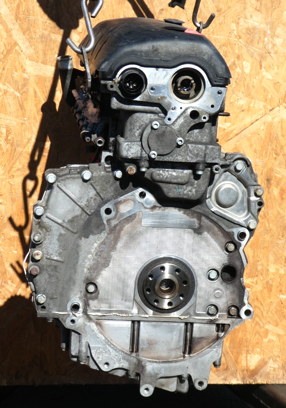 VW T5 2.5 TDI AXD Motor ohne Anbauteile , 189000 km TOP zustand ORIGINAL gebraucht - Transporter – Produktansicht 2