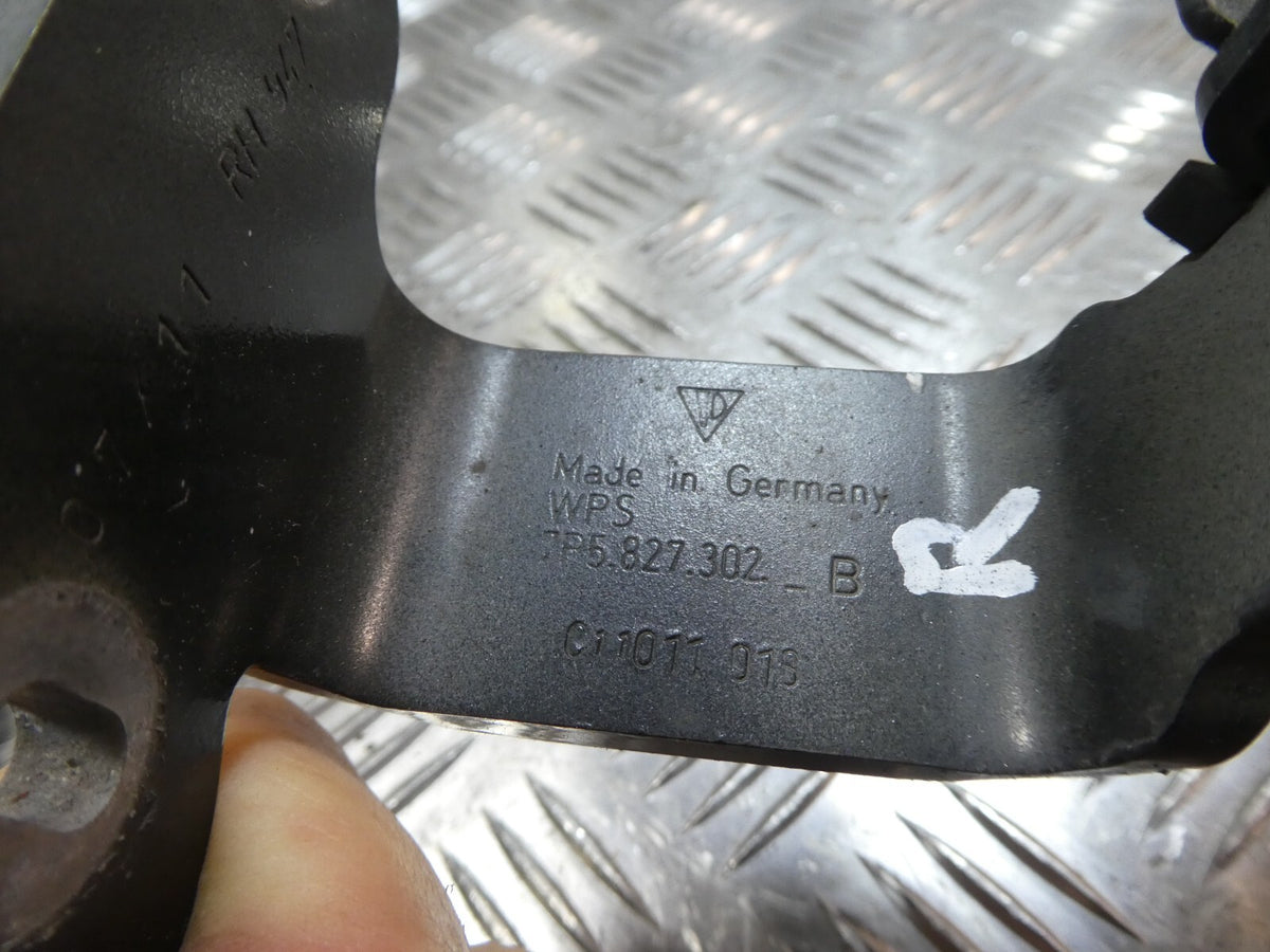 Porsche Cayenne 958 92A Rechts 7P5827302B ORIGINAL gebraucht - Hackklappenscharniere – Produktansicht 4
