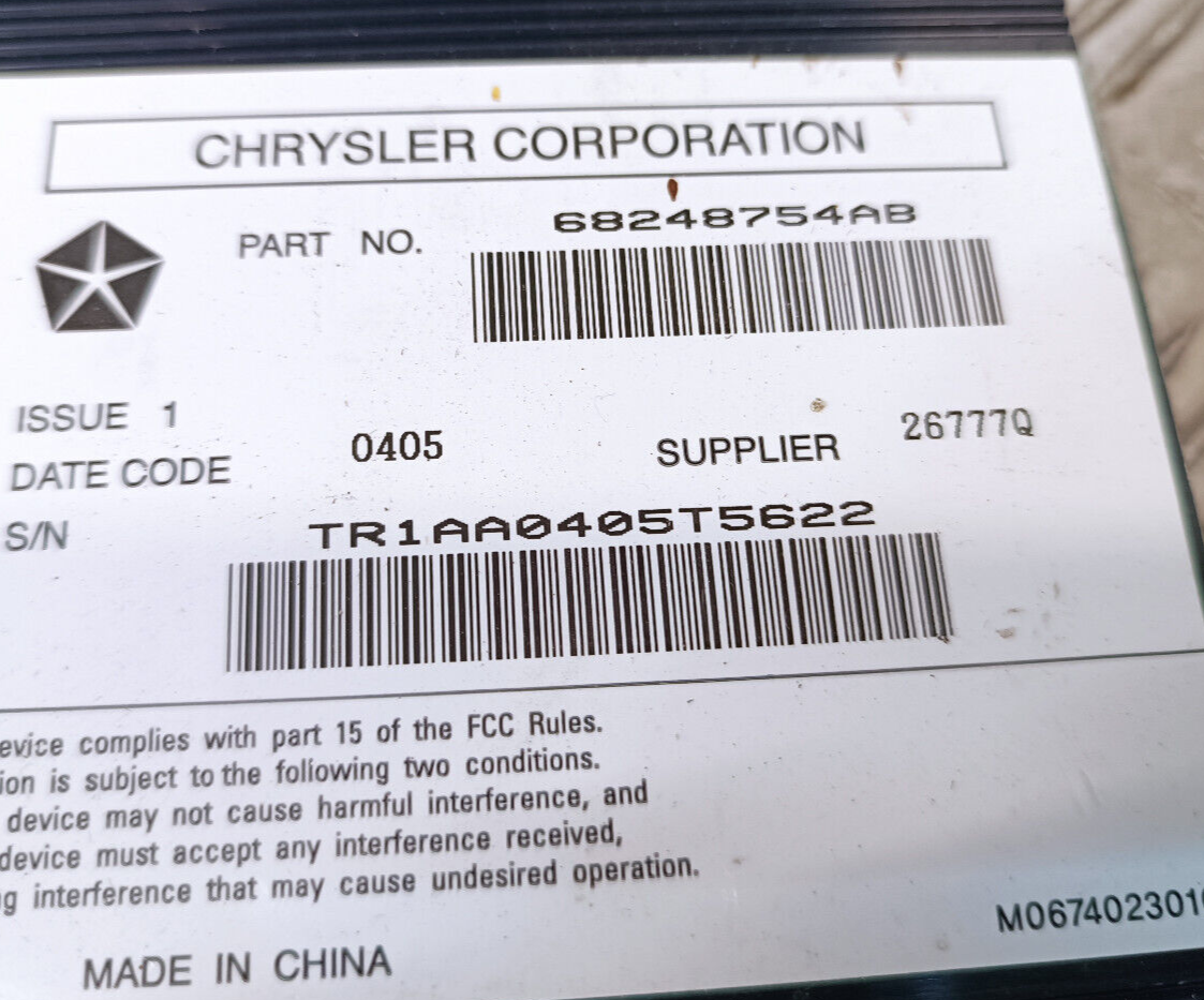 Jeep Grand Cherokee WK2 Steuergerät Audio Verstärker Amplifier ORIGINAL gebraucht - 68248754AB – Produktansicht 3