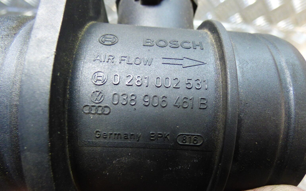 VW Transporter T5 1.9 Luftmassenmesser Luftmengenmesser 038906461B ORIGINAL gebraucht - 0281002531 – Produktansicht 2