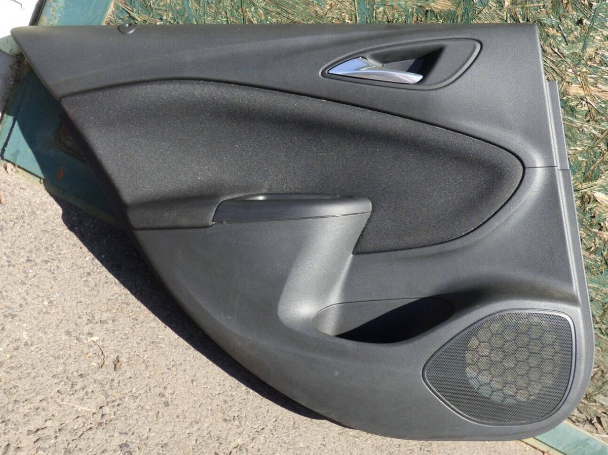 OPEL ASTRA K Sports Tourer Kombi Tür Türverkleidung Türpappe Hinten Li ORIGINAL gebraucht - 39118876 – Produktansicht 1