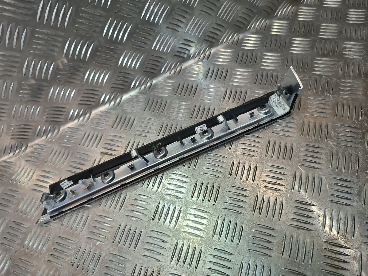 Porsche Cayenne S 92A Blende Leiste Türverkleidung 7P5857222R 3 gebraucht - Original – Produktansicht 2