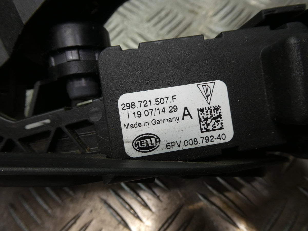 Porsche 3.0 E-Hybrid Gaspedal 6PV008792-40 _ 298.721.507.F ORIGINAL gebraucht - Panamera – Produktansicht 3