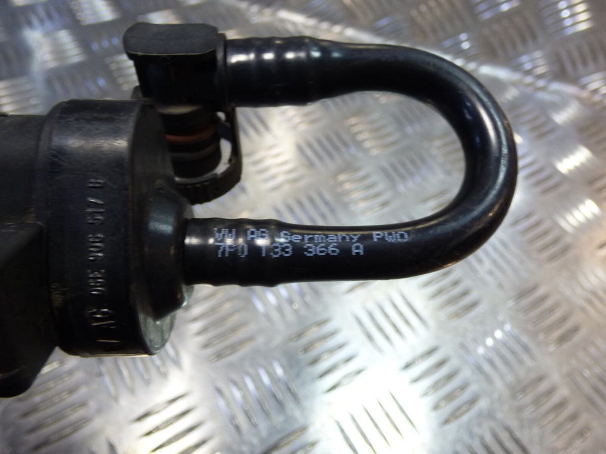Porsche Cayenne 92A Entlüftungsleistung Ventil 06E906517B ORIGINAL gebraucht - Auslassventil – Produktansicht 4