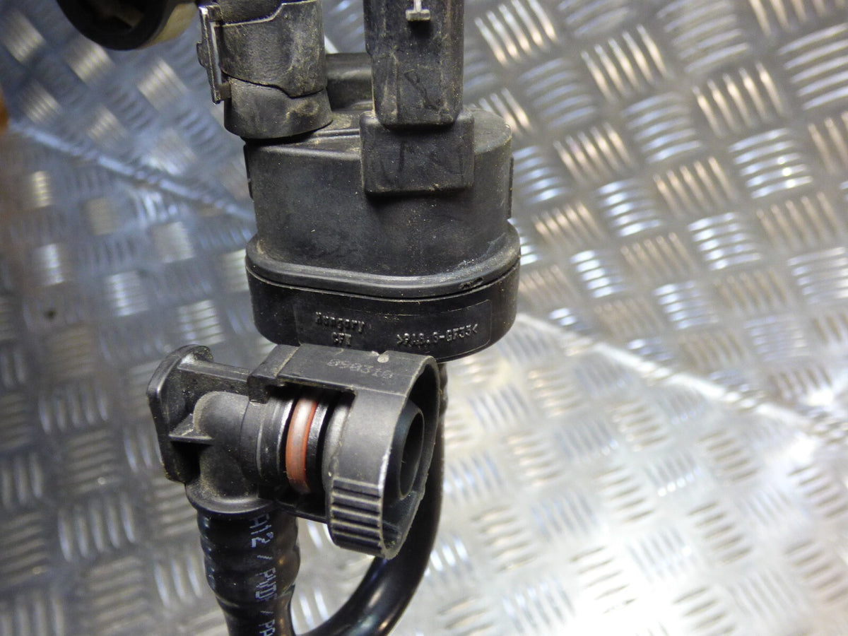Porsche Cayenne 92A Entlüftungsleistung Ventil 06E906517B ORIGINAL gebraucht - Auslassventil – Produktansicht 6