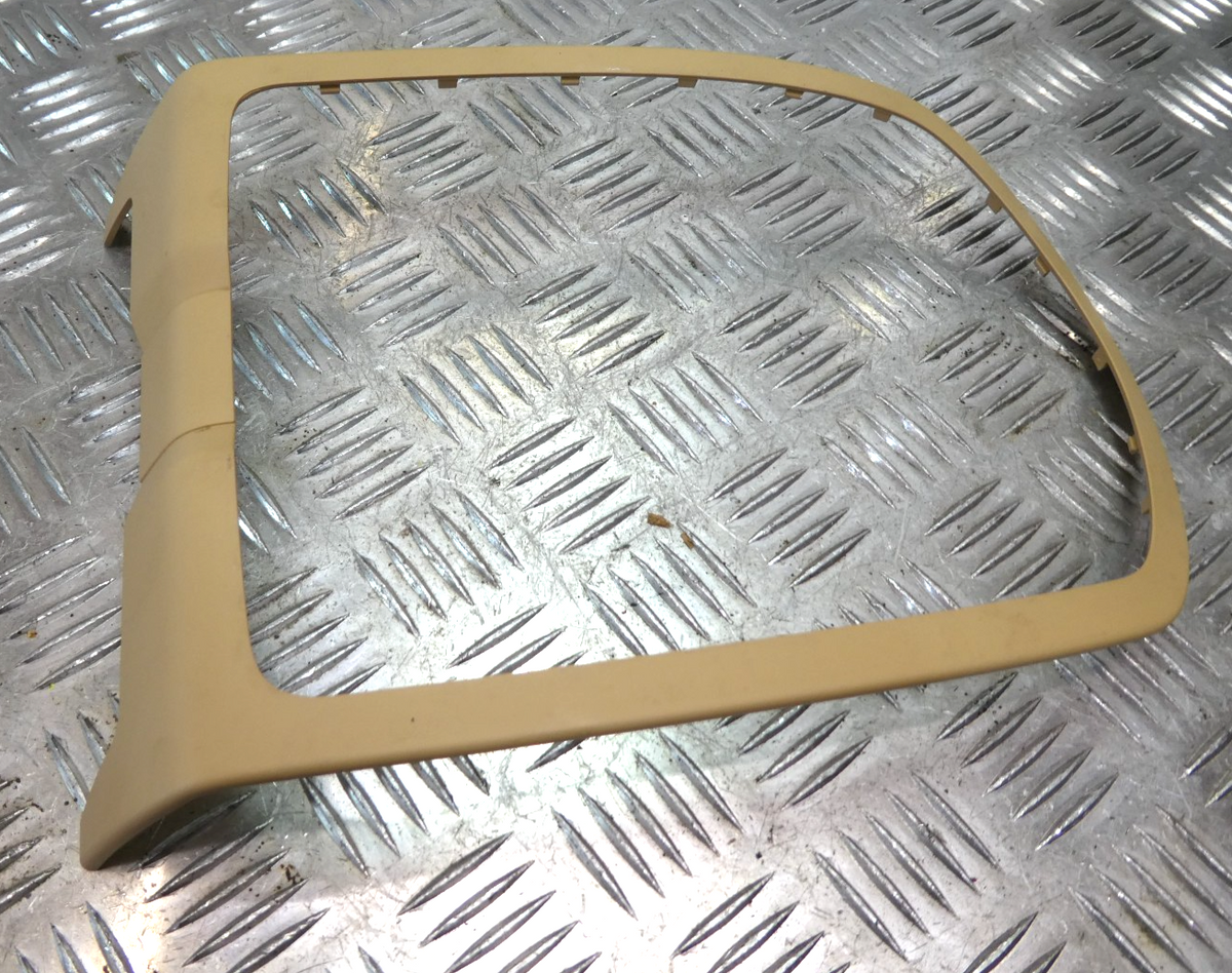Porsche 970 Abdeckung für Innenleuchte Schalter Beige 7PP919317 6W0 ORIGINAL gebraucht - - Panamera – Produktansicht 1