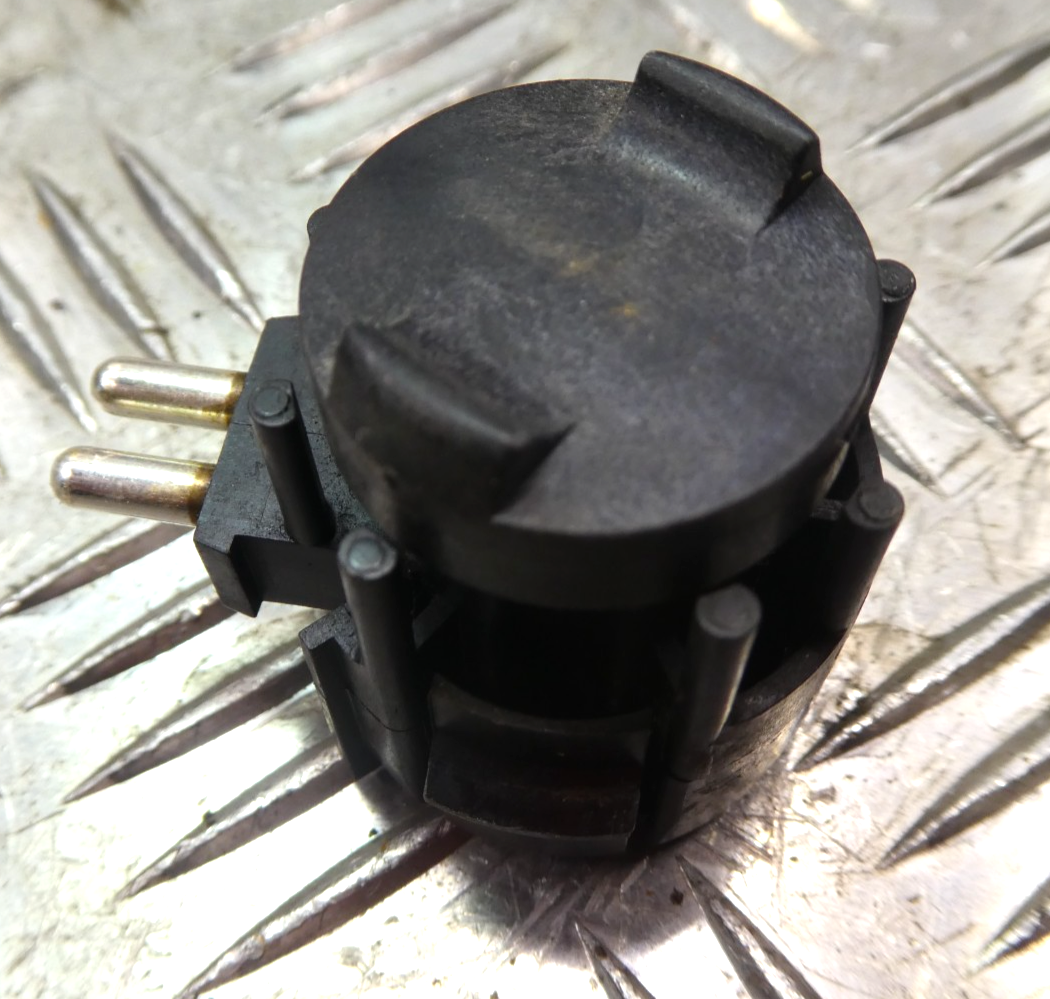 Mercedes-Benz W126 C126 Kick-Down auf Gaspedal W123 / 124/126/201 ORIGINAL gebraucht - 0015456314 – Produktansicht 2