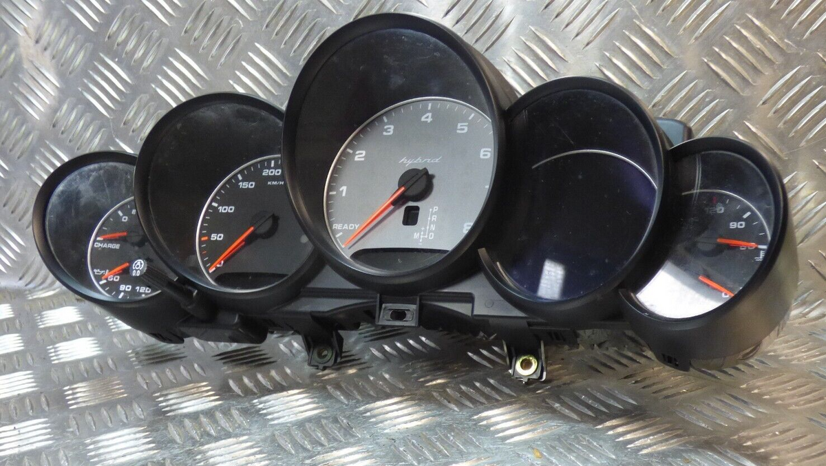 Porsche Cayenne 92A 3.0 Hybrid Tacho Cluster 7P5945903C schwarz ORIGINAL gebraucht - Kombiinstrument – Produktansicht 3