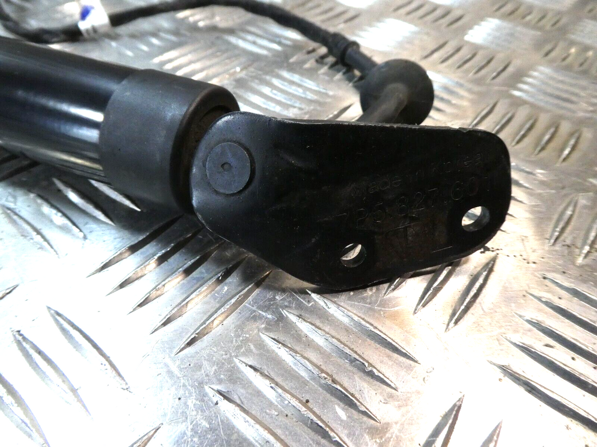 Porsche Cayenne 92A Heckklappendämpfer links Heckklappe 7P5827601 ORIGINAL gebraucht - Elektrische – Produktansicht 2