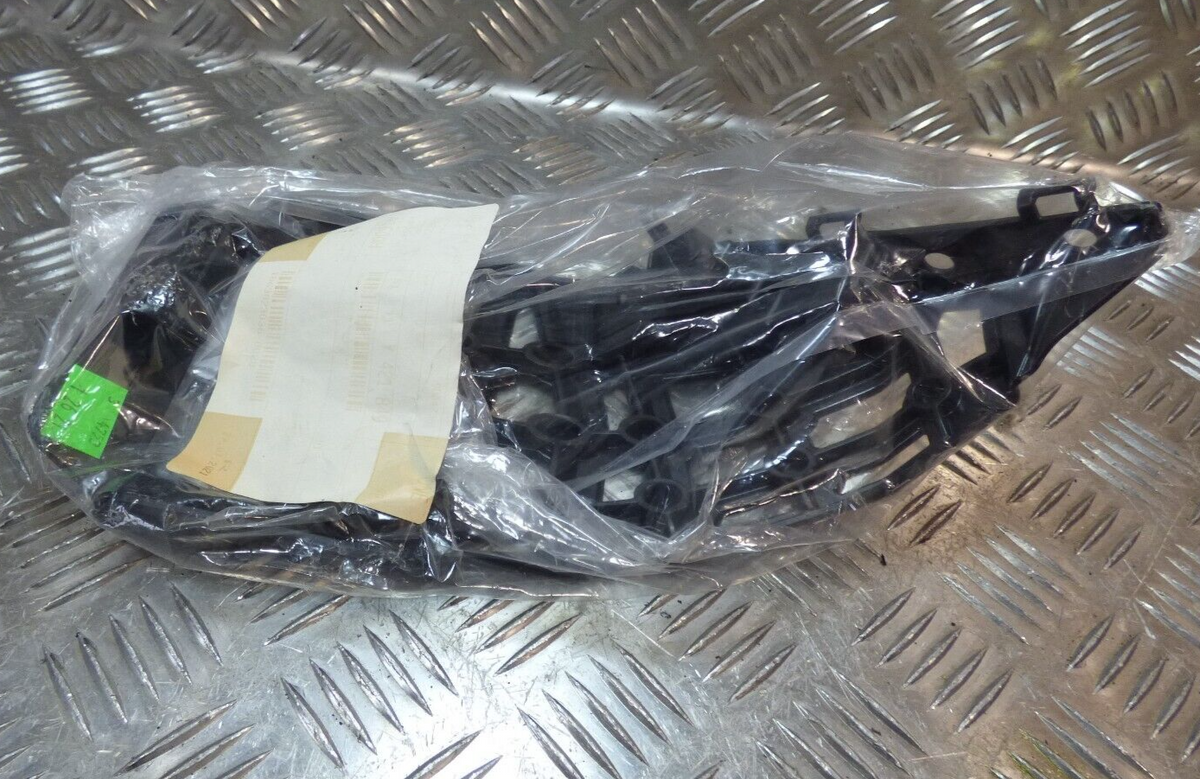 BMW X5 G05 2022 Führung Stossfänger oben Links NEU !! ORIGINAL gebraucht - 51117421849 – Produktansicht 2