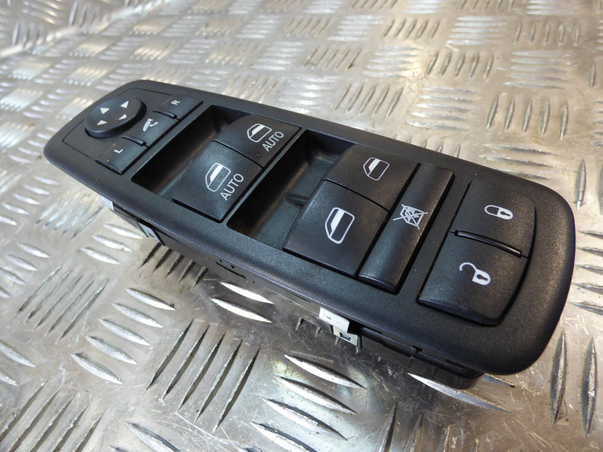 Jeep Cherokee KL 2015 Elektrischer Fensterheberschalter vorne links ORIGINAL gebraucht - 68231806AA – Produktansicht 1