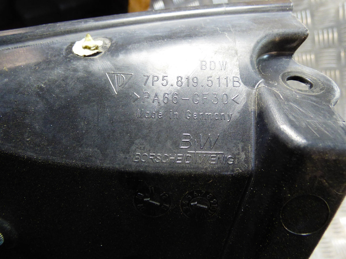 Porsche Cayenne 92A Vorne links Isolator Windlauf 7P5819511B ORIGINAL gebraucht - Verkleidung – Produktansicht 3