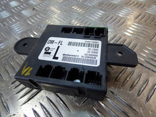 Jeep Cherokee KL 2015 Steuergerät Türsteuergerät Vorne Links ORIGINAL gebraucht - 68111323AG – Produktansicht 1
