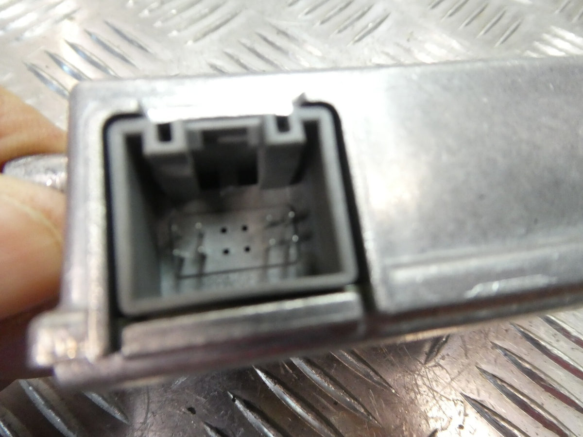 VW ID3 ID.3 Frontkamera Kamera Fahrerassistenzsysteme 1EA980654F ORIGINAL gebraucht - Volkswagen – Produktansicht 2