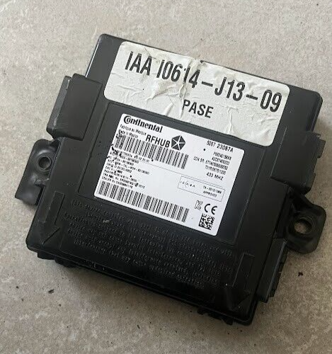 Jeep Grand Cherokee IV WK2 Keyless entry receiver Modul Steuergerät ORIGINAL gebraucht - 68240158AB – Produktansicht 1