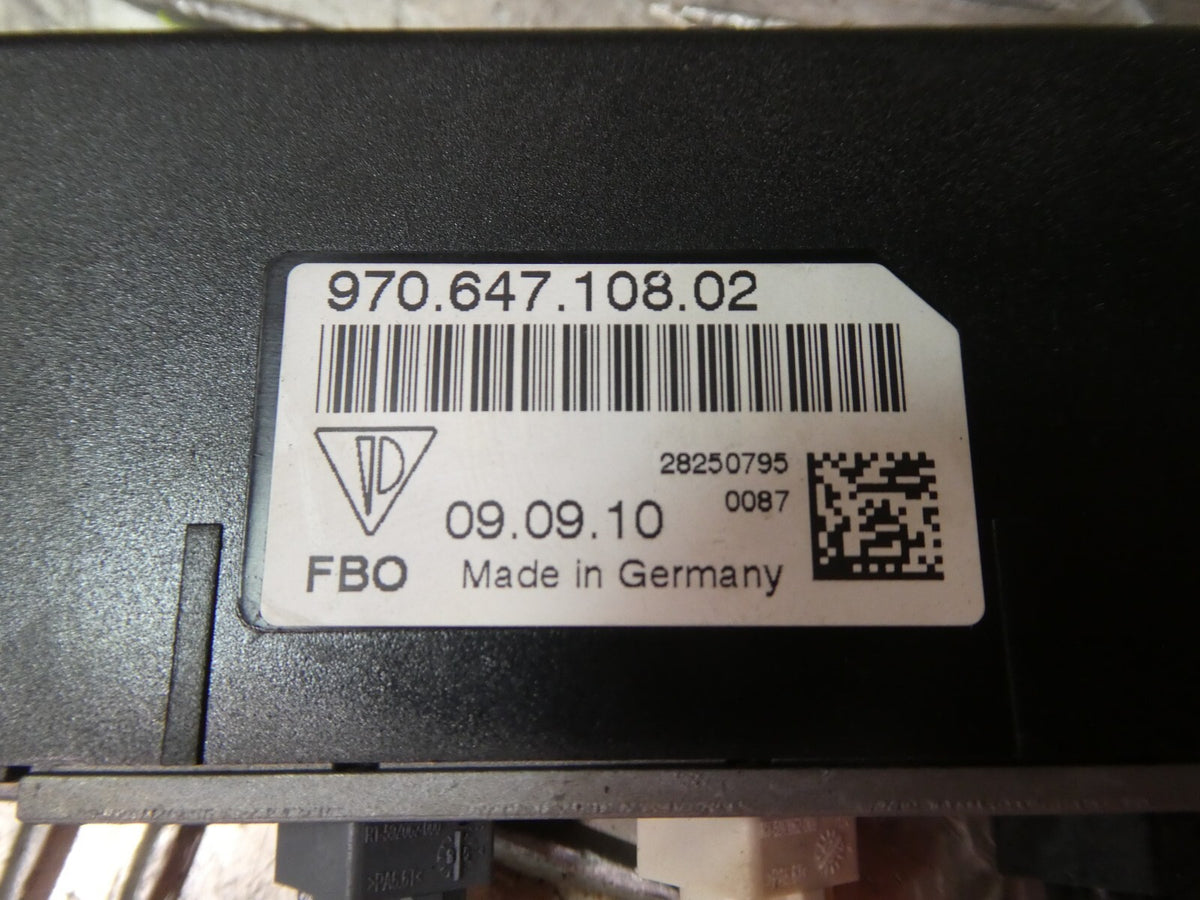 Original Porsche Panamer 970 Antennenverstärker Steuergerät gebraucht - 97064710802 – Produktansicht 3