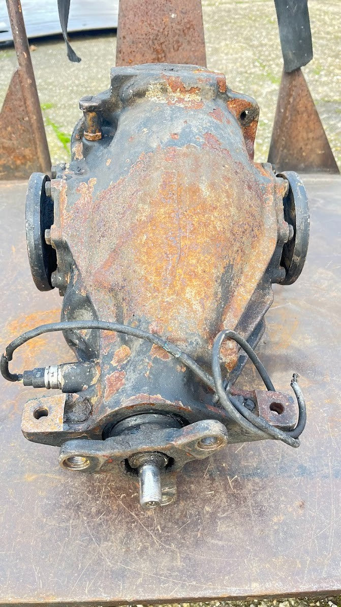Mercedes-Benz C126 W126 500 SEC SEL Differential Ausgleichsgetriebe Hinterachse – Produktansicht 5