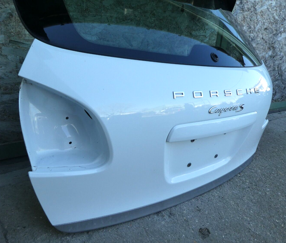 Porsche Cayenne S 92A C9A Weiß ohne Anbauteile USA model ORIGINAL gebraucht - Heckklappe – Produktansicht 3