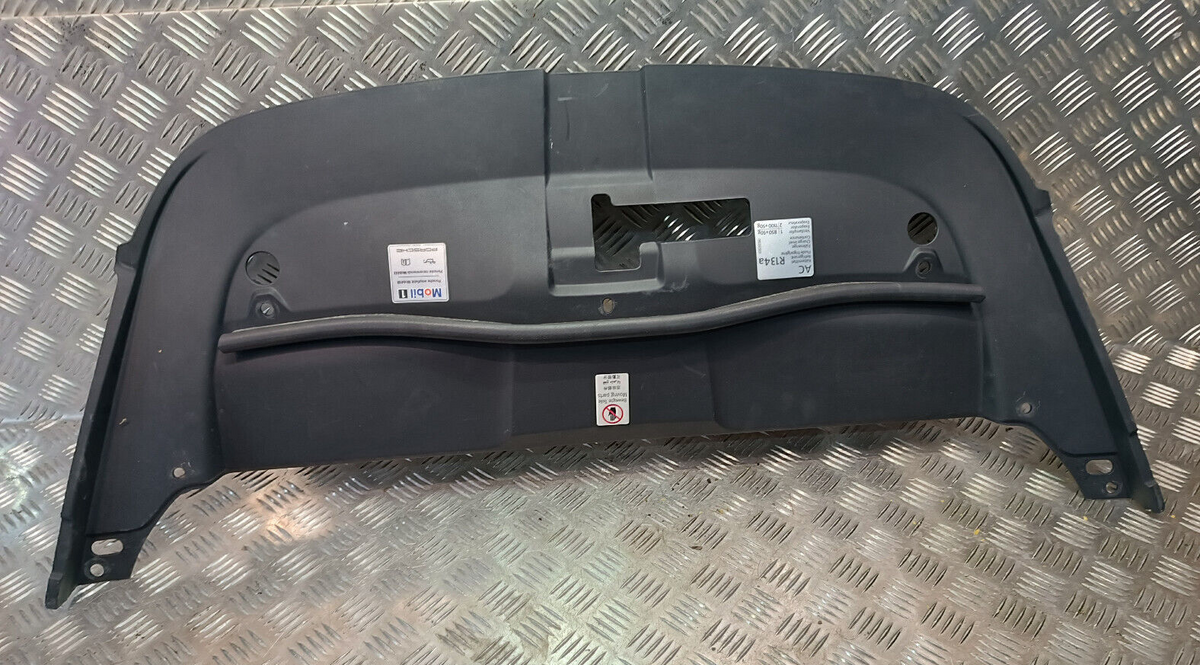 Porsche Cayenne S 92A Motorhaube Riegel Abdeckung 7P5805806B ORIGINAL gebraucht - Verkleidung – Produktansicht 2