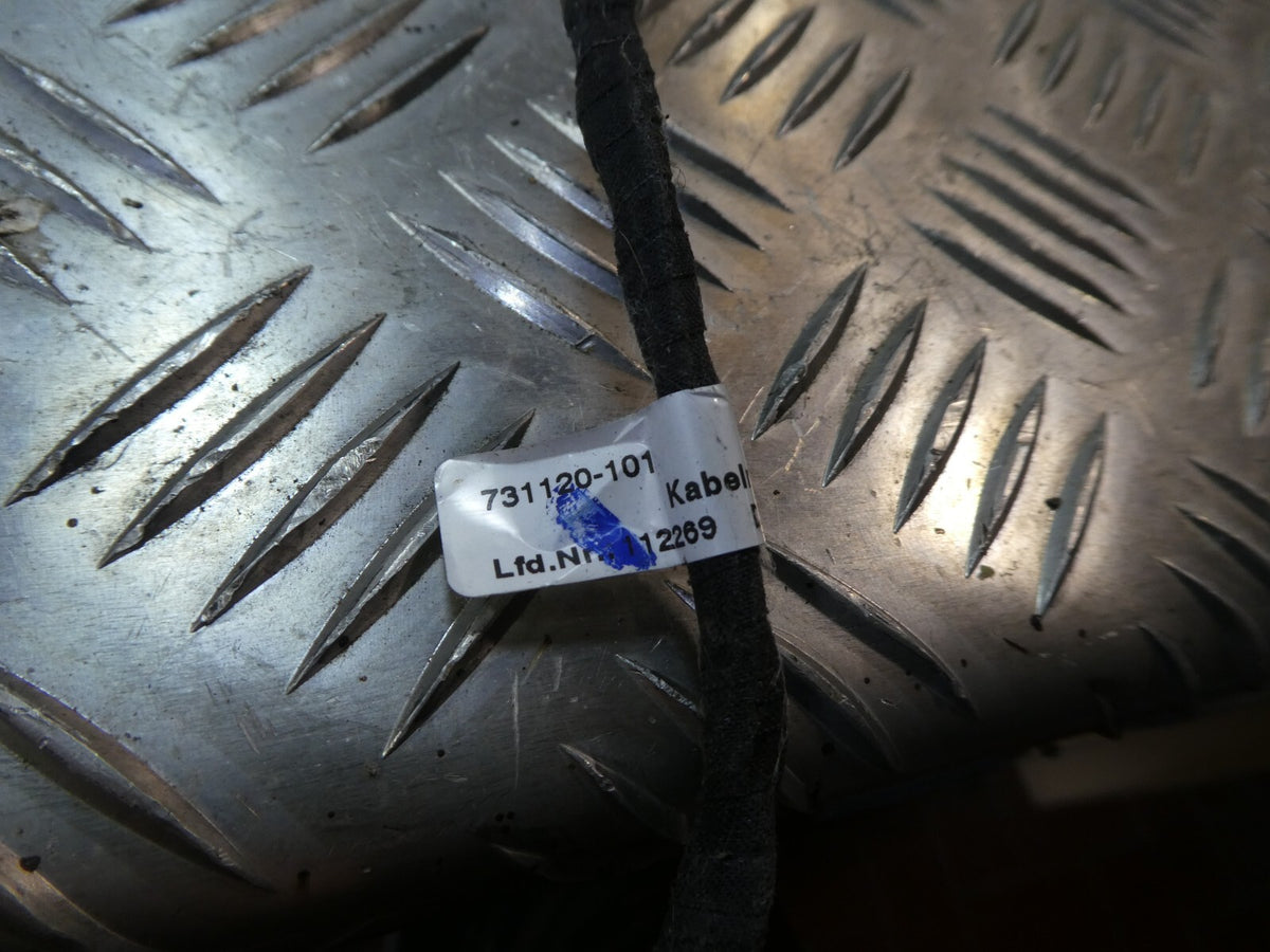 Porsche Cayenne 92A Heckklappendämpfer links Heckklappe 7P5827601 ORIGINAL gebraucht - Elektrische – Produktansicht 5