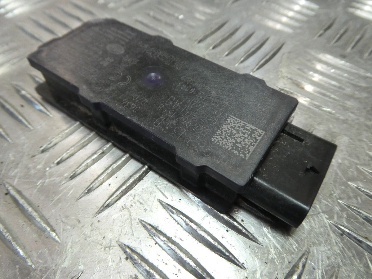 VW ID3 Steuergerät Antenne Keyless Startberechtigung vorne rechts ORIGINAL gebraucht - Volkswagen – Produktansicht 1