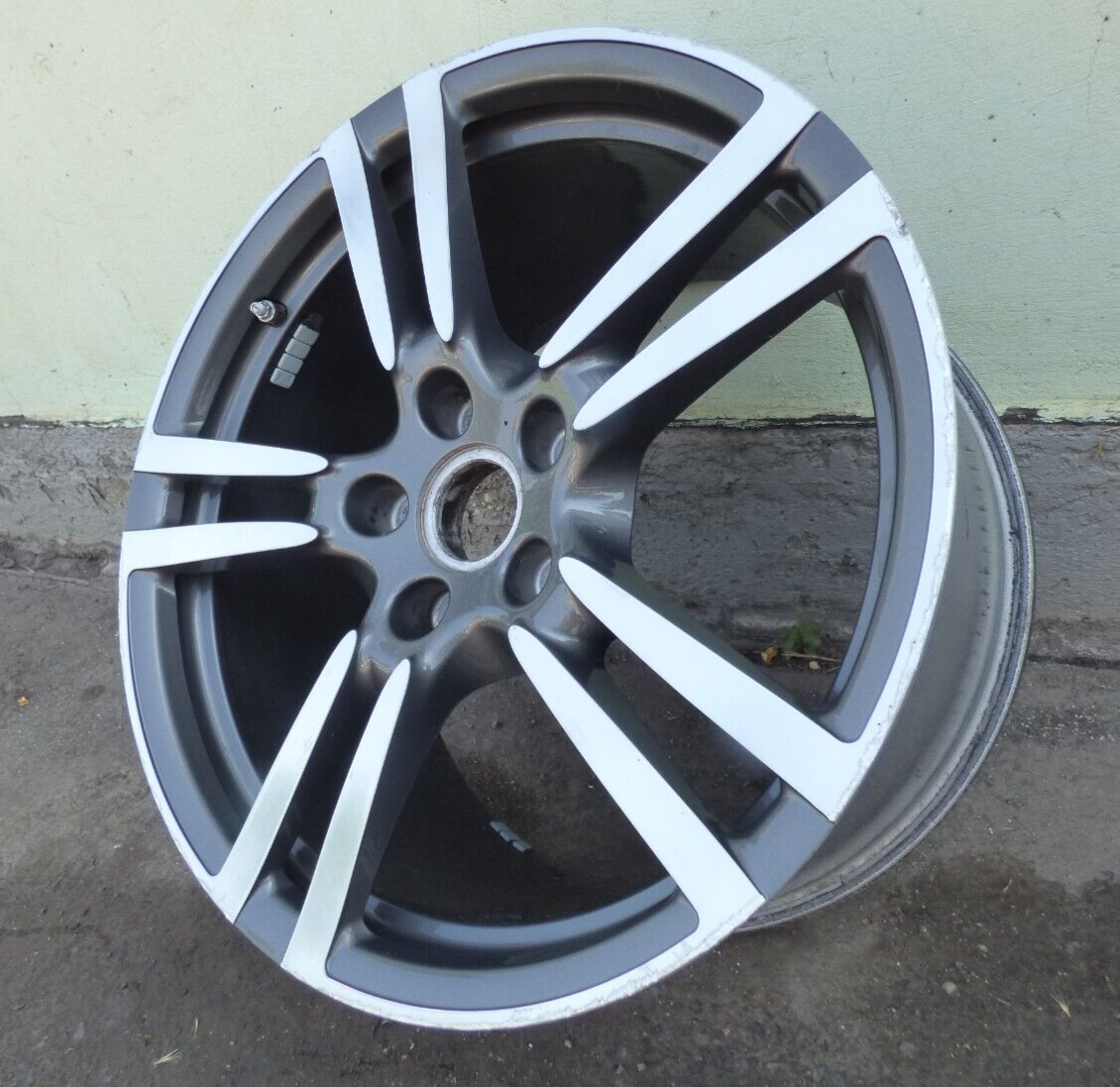 1 stück Porsche Panamera 970 20" TURBO alufelgen 11x20 ET68 ORIGINAL gebraucht - 97036219201 – Produktansicht 3
