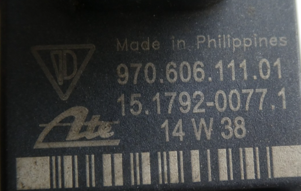 Porsche Panamera 970 Beschleunigungssensor Sensor Luftfahrwerk ORIGINAL gebraucht - 97060611100 – Produktansicht 3