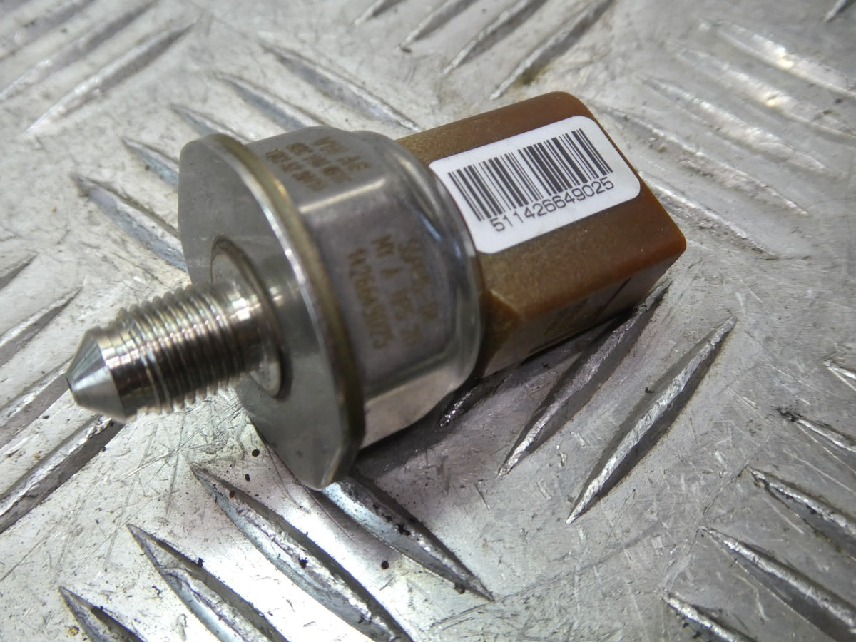 Porsche 3.0 E-Hybrid Kraftstoffdrucksensor 03C906051C ORIGINAL gebraucht - Panamera – Produktansicht 1