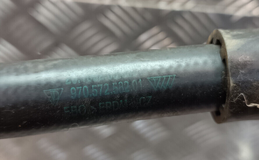 Porsche Panamera 970 Külhwasser Wasserschlauche Wasserrohr ORIGINAL gebraucht - 97057258201 – Produktansicht 4