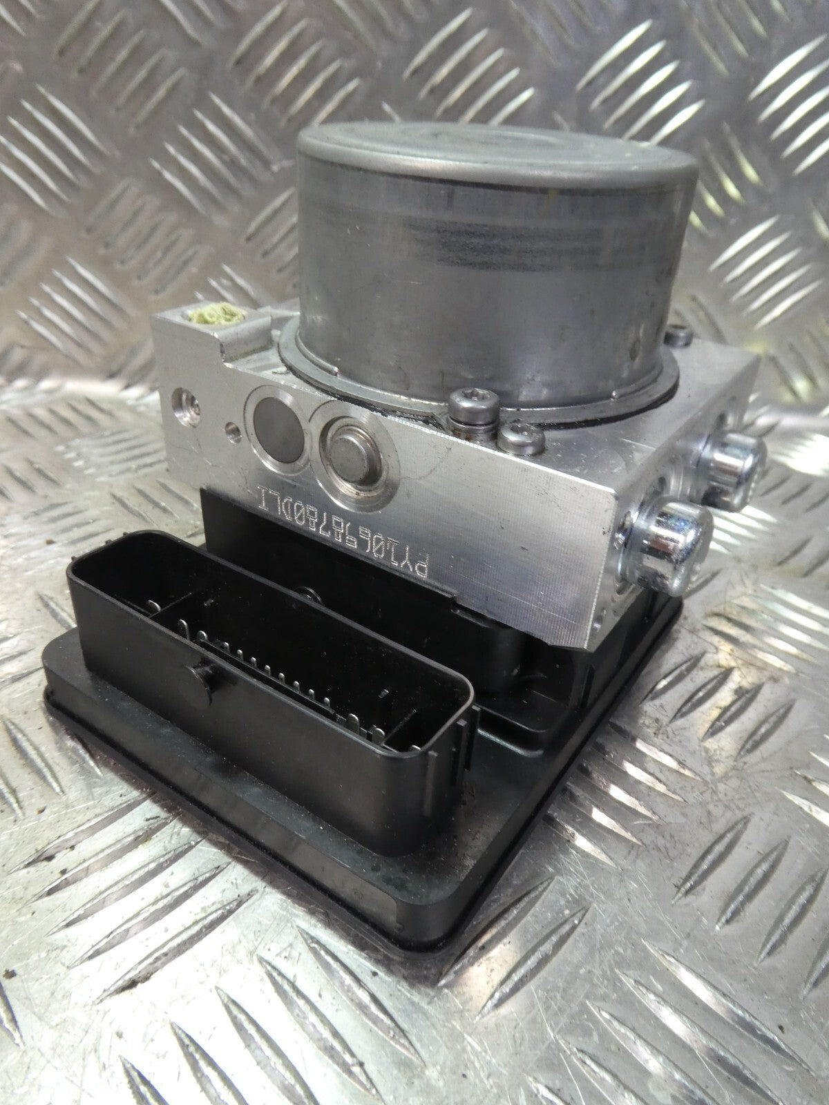 VW ID3 ID.3 ABS Hydraulikblock Hydroaggregat steuergerät 1EA614517AA ORIGINAL gebraucht - Volkswagen – Produktansicht 1