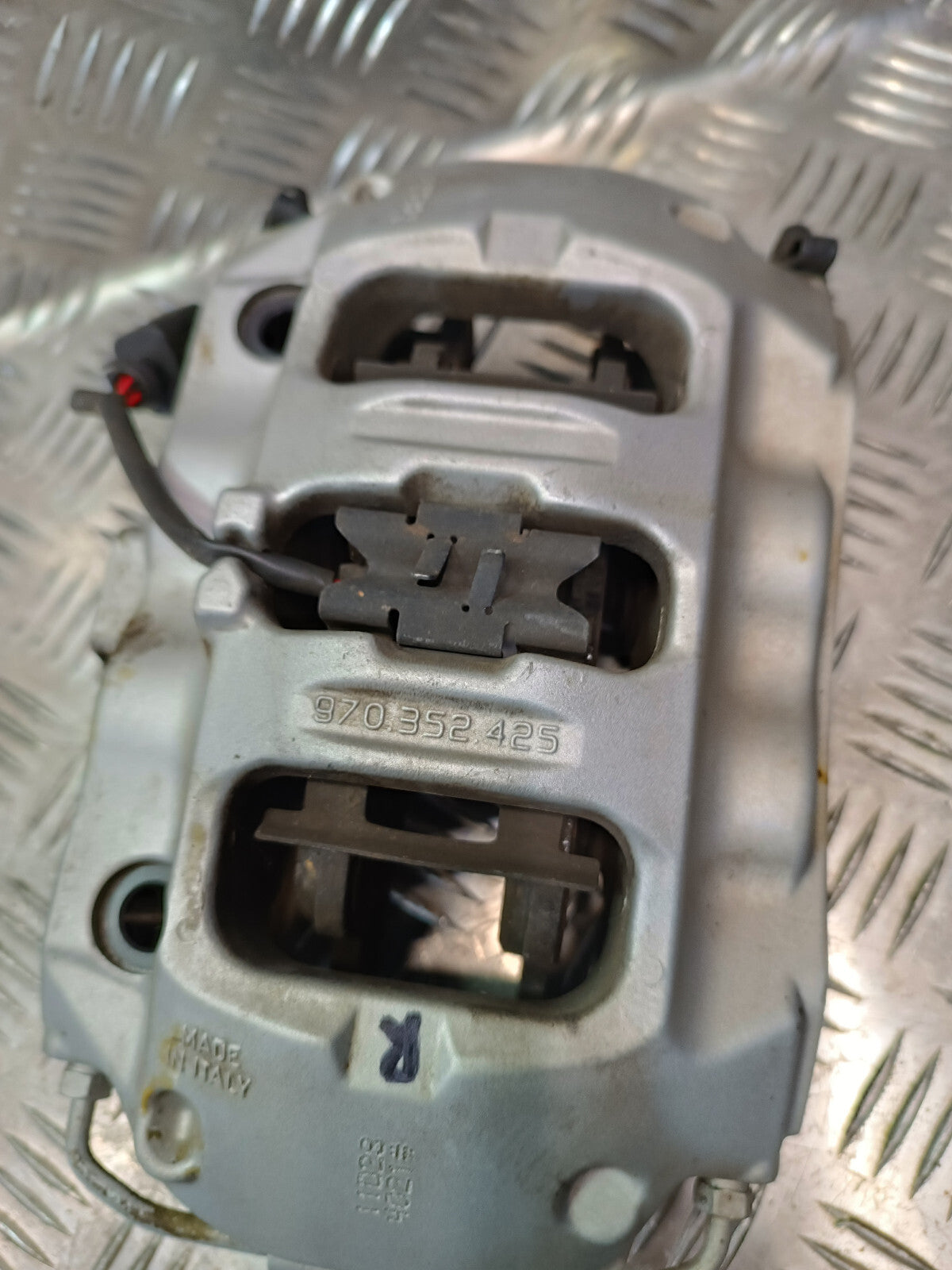 Porsche Panamera 970 Bremssattel Hinten Rechts Brembo ORIGINAL gebraucht - 970352425 – Produktansicht 3