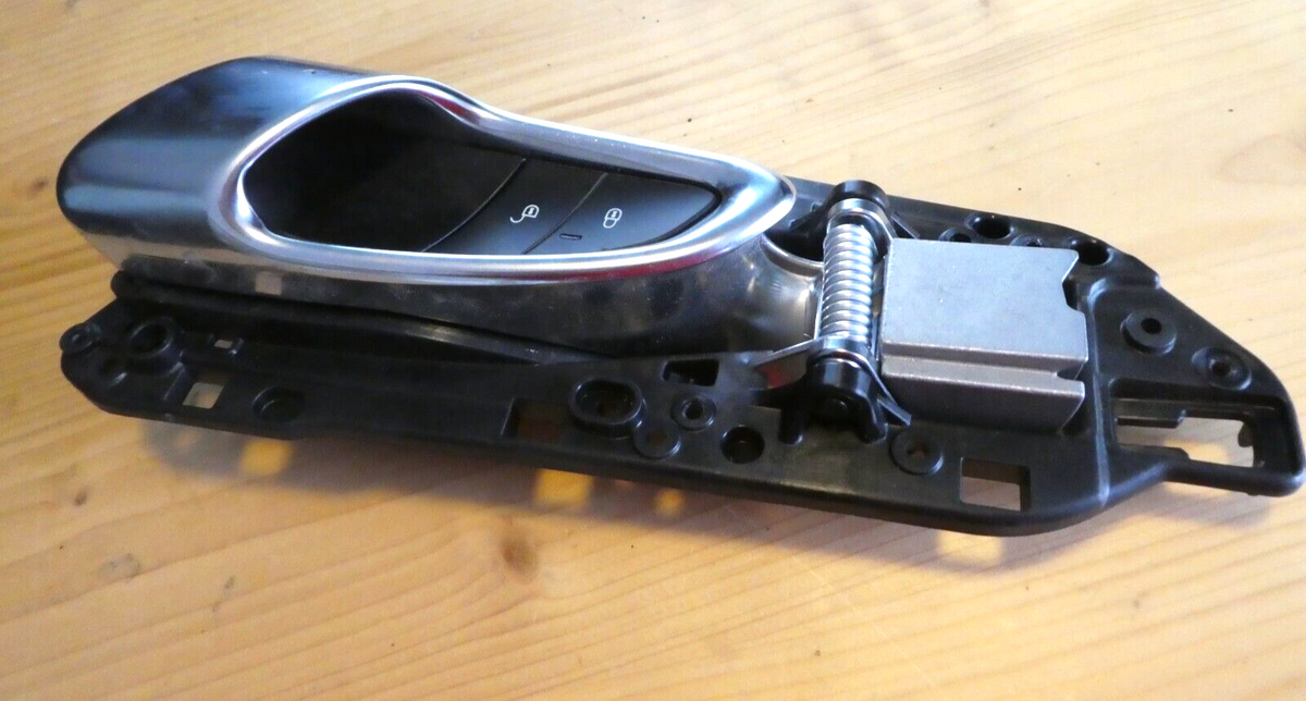 Porsche Cayenne 92A Türgriff Tür Öffner links innen 7P5837019A ORIGINAL gebraucht - Innengriff – Produktansicht 4