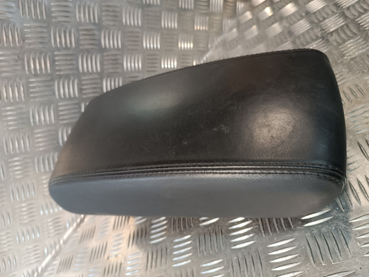 Jeep Grand Cherokee WK2 Armlehne Mittelarmlehne Auflage ORIGINAL gebraucht - X85007902BL – Produktansicht 1