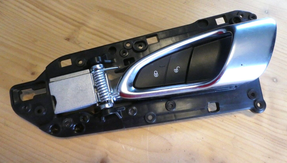 Porsche Cayenne 92A Türgriff Tür Öffner links innen 7P5837019A ORIGINAL gebraucht - Innengriff – Produktansicht 1