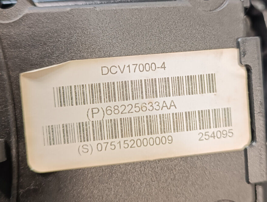 Jeep Grand Cherokee WK2 Innenleuchte Beleuchtung Vorne ORIGINAL gebraucht - 68225633AA – Produktansicht 4