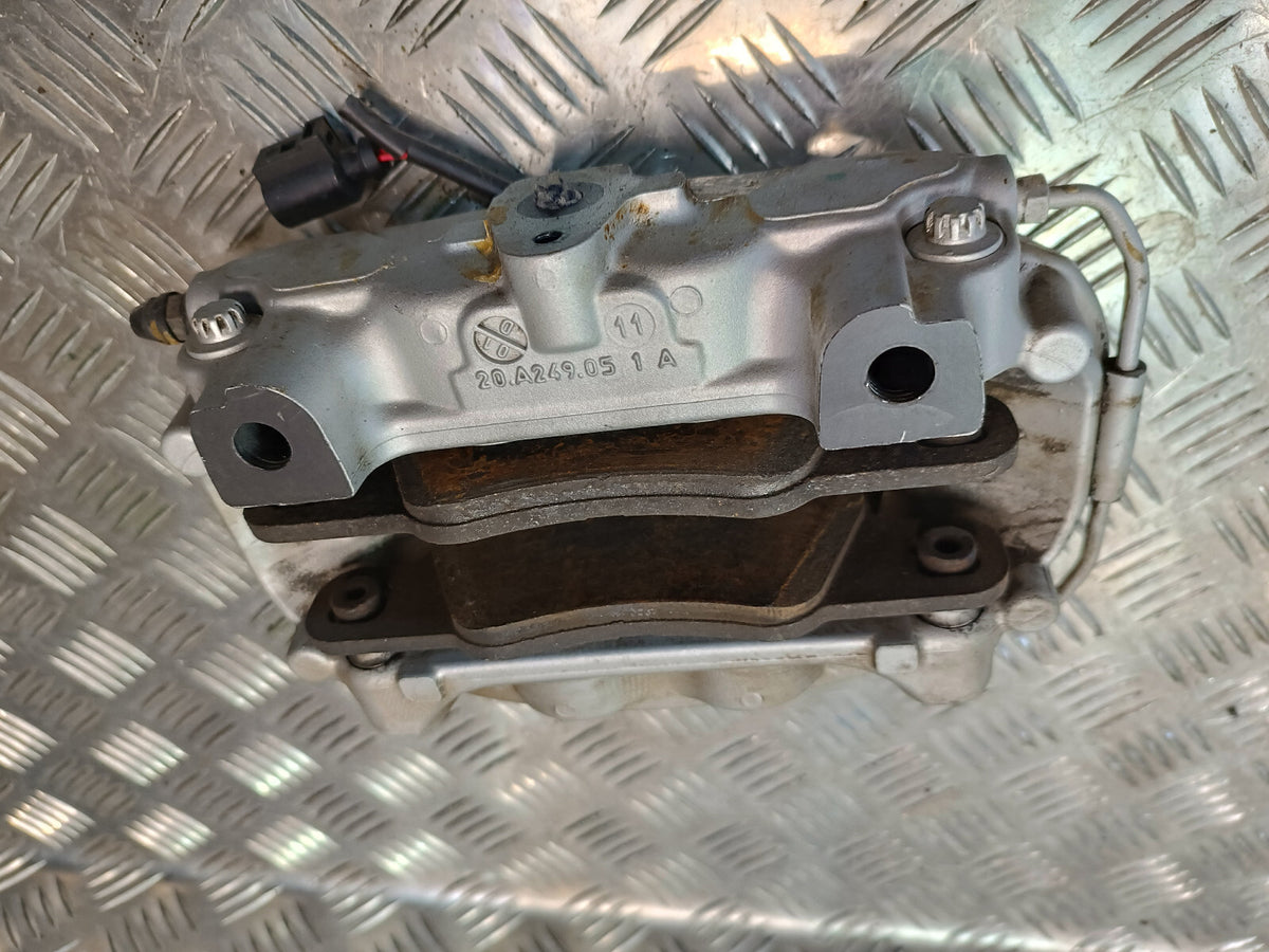 Porsche Panamera 970 Bremssattel Hinten Rechts Brembo ORIGINAL gebraucht - 970352425 – Produktansicht 2