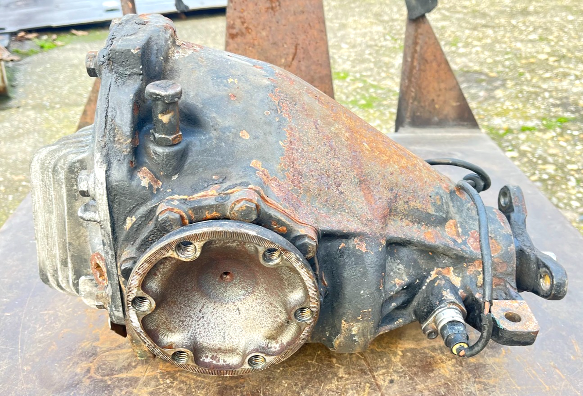 Mercedes-Benz C126 W126 500 SEC SEL Differential Ausgleichsgetriebe Hinterachse – Produktansicht 4