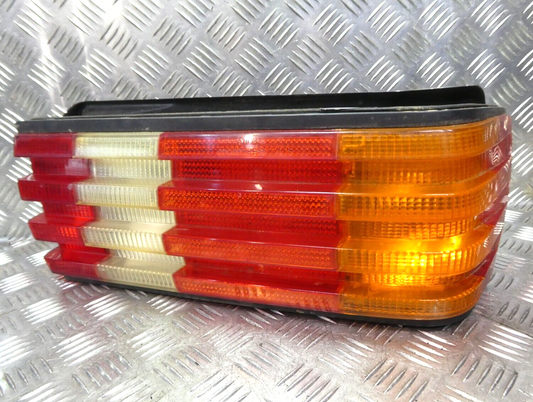 Mercedes-Benz C126 W126 SEC Coupe Rücklicht Rückleuchte Links ORIGINAL gebraucht - 1268201164 – Produktansicht 1