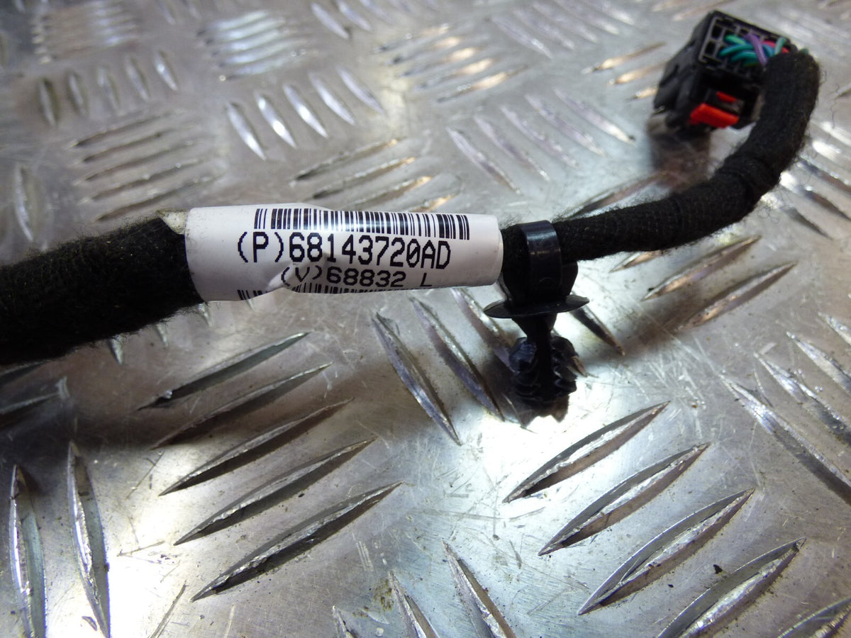 Jeep Cherokee KL 2015 Kabelbaum Mittelkonsole ORIGINAL gebraucht - 68143720AD – Produktansicht 2