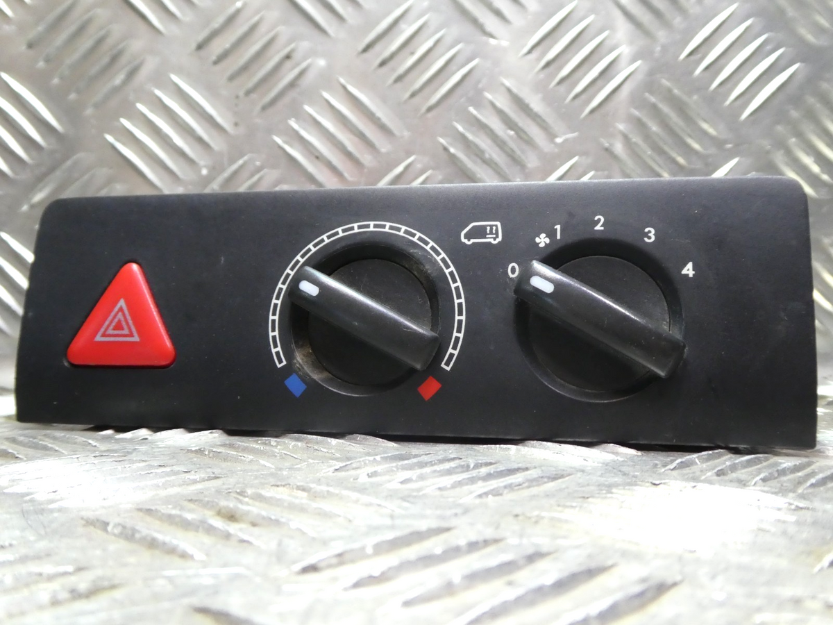 VW T5 Klimabedienteil Modul Heizung schalter _ 7E0919158L 9B9 ORIGINAL gebraucht - Transporter – Produktansicht 1