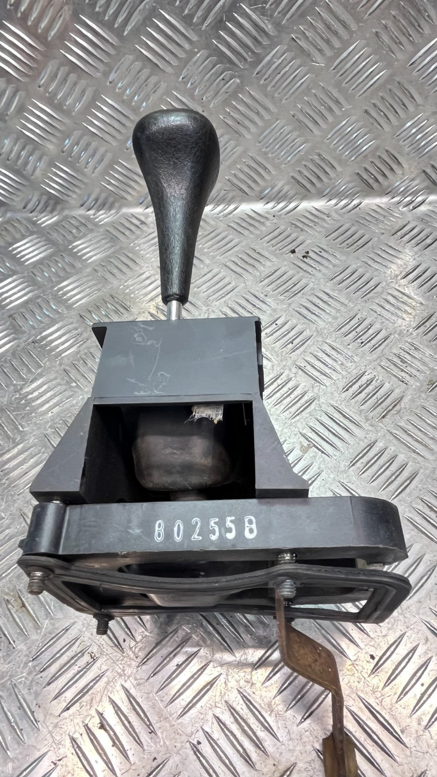 Mercedes-Benz C126 W126 _ Schaltkulisse Wählhebel Automatik ORIGINAL gebraucht - 1262670447 – Produktansicht 4