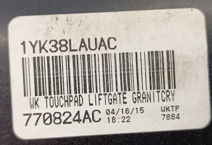 Jeep Grand WK2 Heckkappe Kofferraum Griff 1YK38LAUAC ORIGINAL gebraucht - Cherokee – Produktansicht 4