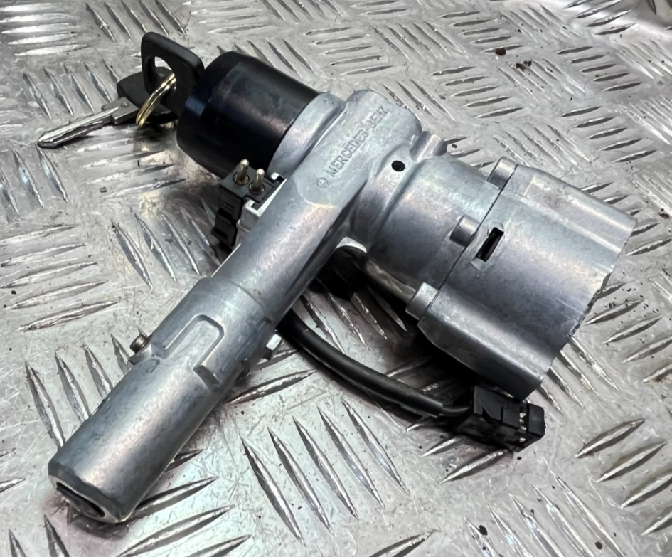Mercedes-Benz C126 W126 _ Zündschalter mit Schlüssel – Produktansicht 2