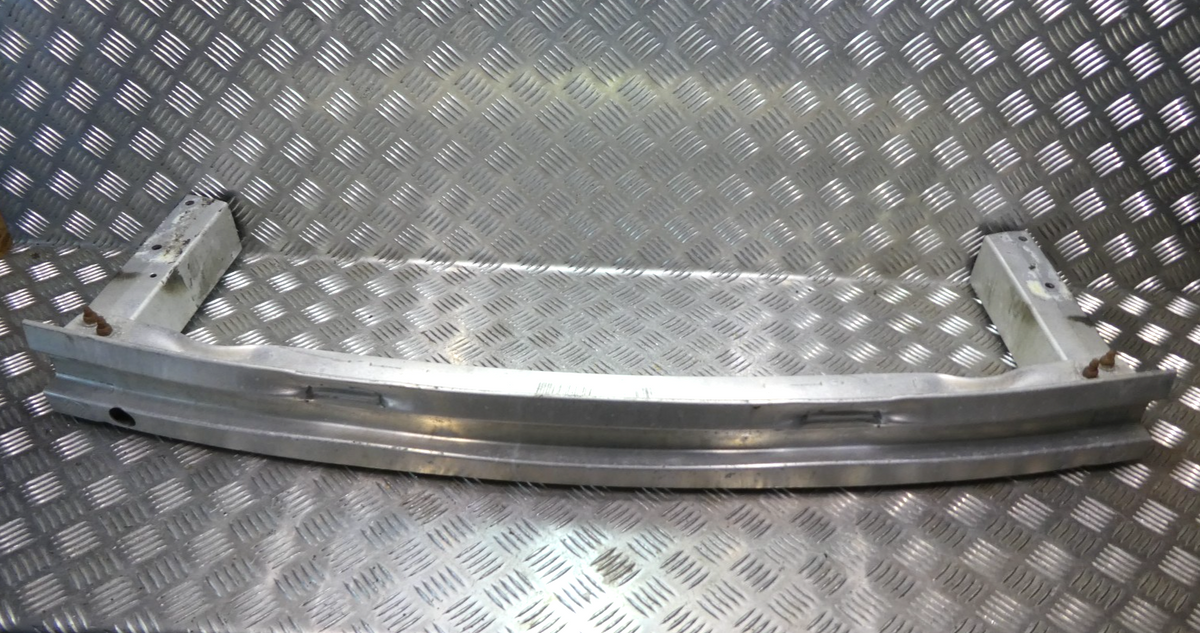 PORSCHE MACAN Stoßstangenträger Pralldämpfer hinten 8R0807313D gebraucht - Original – Produktansicht 1