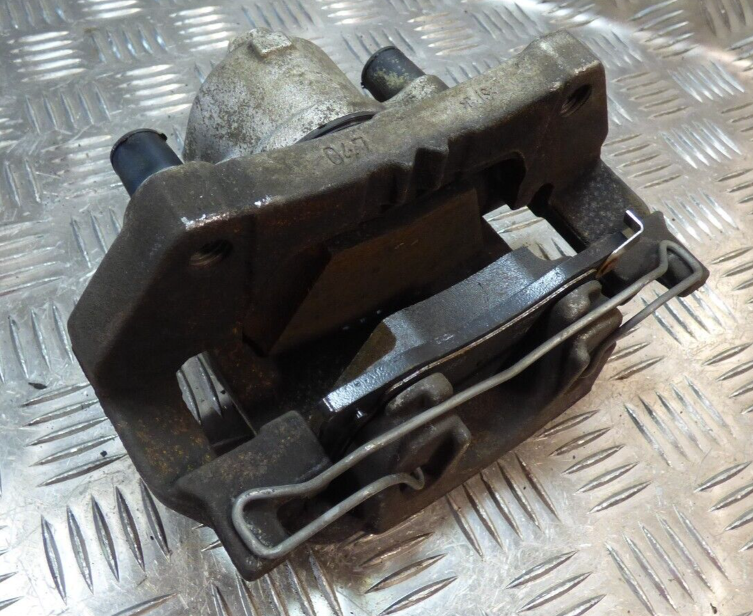OPEL ASTRA K 1.4 TURBO Vorne Rechts Bremssattel GM mit Bremsbeläge ORIGINAL gebraucht - 39103795 – Produktansicht 5