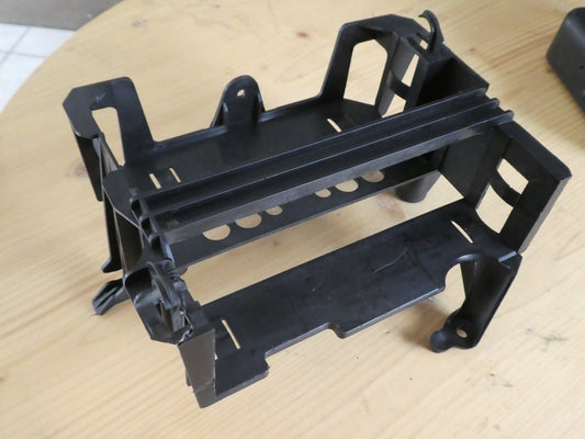 Porsche Panamera 970 TV Kombi Tuner halterung halter ORIGINAL gebraucht - 97064233101 – Produktansicht 1