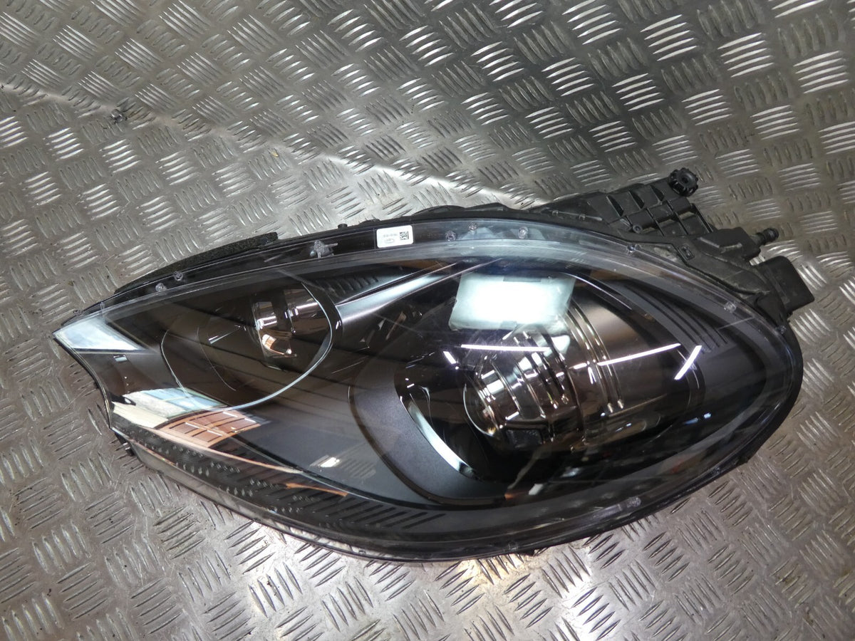 Porsche Macan S 95B 2015 Xenon Xenonscheinwerfer 95B9410329GF Links ORIGINAL gebraucht - Scheinwerfer – Produktansicht 3